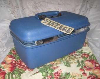Vintage Samsonite Sky Blue Train Case HoneyMoon Sewing Tote MakeUp Travel OverNight Weekender Luggage Stylish Fashionable Accessory