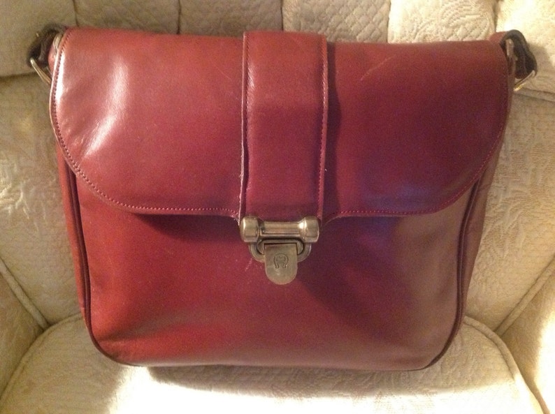 Vintage Etienne Aigner Shoulderbag Oxblood Red Fashionable Stylish Leather Wear image 1