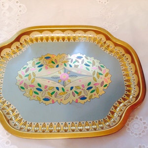 Vintage Baret Ware 236 Leaves Decorative Gold Design Serving Tray Cottage Chic Victorian Decor