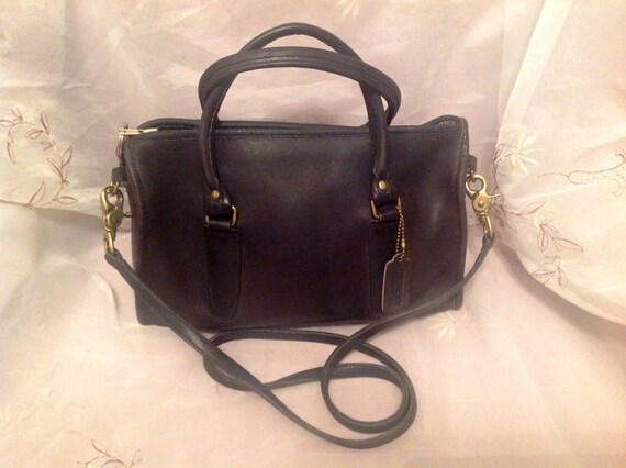 Vintage Coach 80s NYC Speedy Shoulder/ Handbag Old Navy Blue 