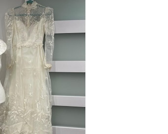 Vintage 80s Victorian Revival Wedding Dress Ivory High Neck Sheer Lace Illusion