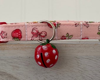 Cat Collar, Dog Collar, Strawberry Collar, Breakaway , Non-Breakaway, Custom Sizes