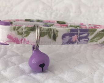 Floral Cotton Cat Collar with Bell, Breakaway Buckle