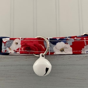 Red White Blue Cat collar, Americana Collar, Mini Dog Collar, Star Collar