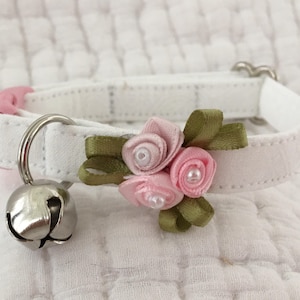 Cat Collar with bell  Cat  Breakaway Collar Custom Made Kitten Collar