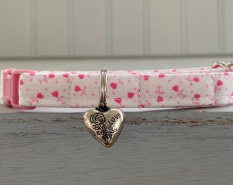 Valentine Cat Collar with  charm Collar Custom Sizes Made, Dog Valentine Collar