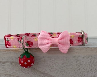 Strawberry Cat collar, Strawberry Dog Collar, Custom Sized Collar
