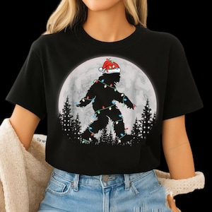 Santa Bigfoot Christmas Lights Funny Sasquatch Believe T-Shirt.