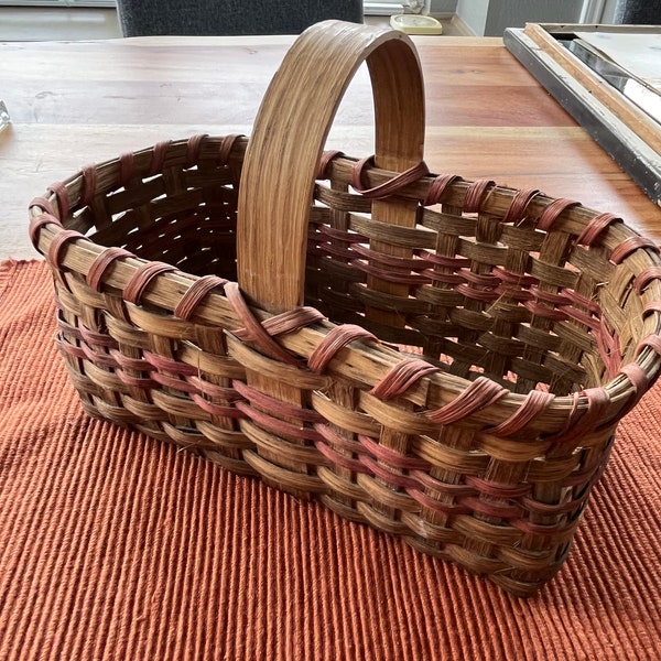 Vintage small split oak NC basket