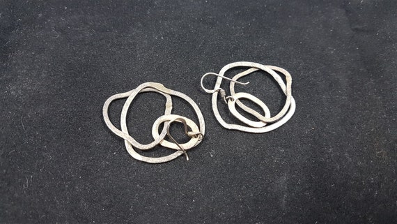 Vintage Earrings Hand Hammered Silver Metal Free … - image 7