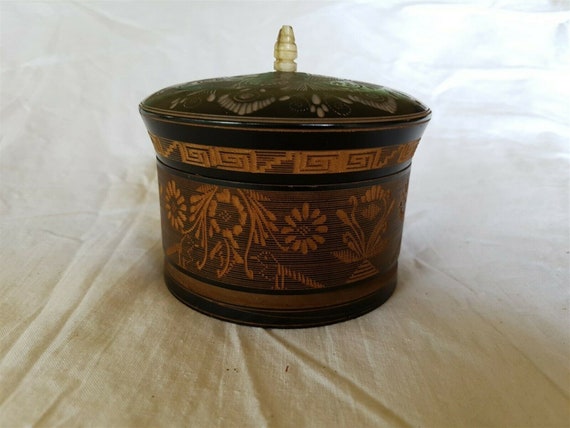 Antique Trinket or Jewelry Box or Powder Jar Scan… - image 2