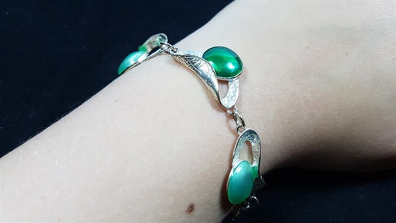 Vintage Silver Metal and Green Enamel Bracelet La… - image 8