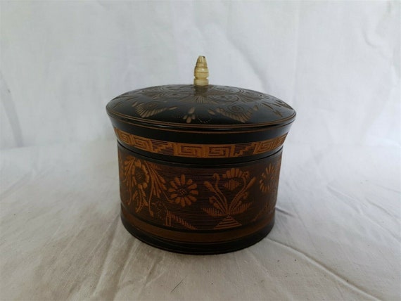 Antique Trinket or Jewelry Box or Powder Jar Scan… - image 10