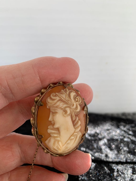 Antique Carved Shell Lady Cameo Brooch Pin Carvin… - image 5