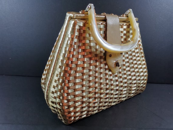 Vintage Wicker and Lucite Hand Bag Purse Gold Met… - image 4