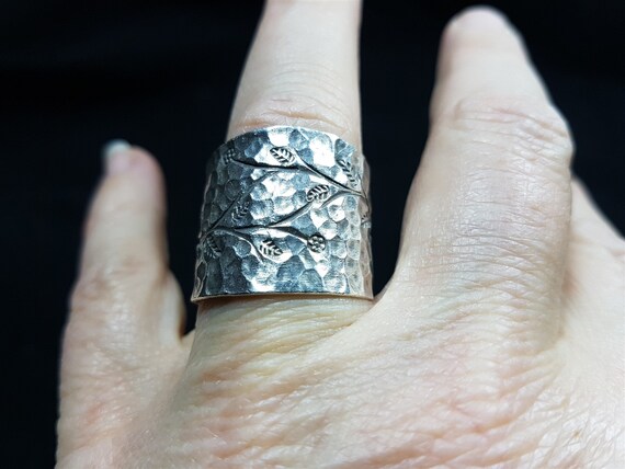 Sterling Silver Ring Hand Made Etched With Leaves and Vines