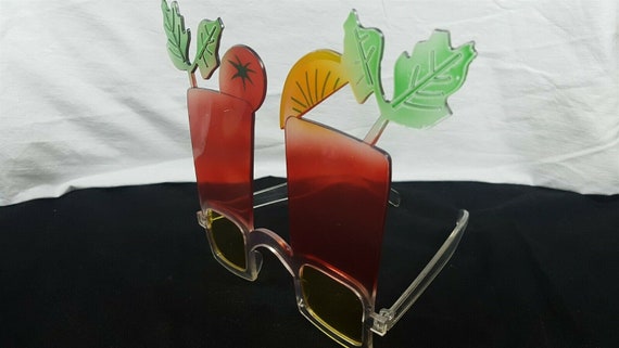 Vintage Plastic Cocktail Glasses Sunglasses Novel… - image 6