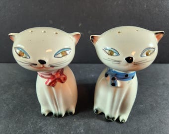 Vintage Howard Holt Salt and Pepper Shakers Siamese Cats Pair Set Kitten Meow Squeaker 1950's Original Novelty Figural Figurines
