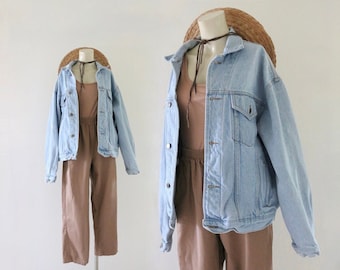 worrrn oversized denim jacket - vintage womens 90s light baby blue button front long sleeve casual light lightweight spring summer jacket