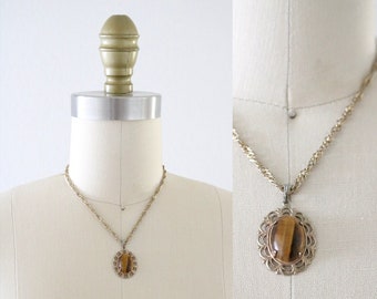 tortoise shell pendant necklace