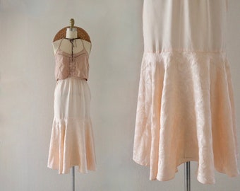 apricot flutter skirt 22-30