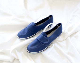 velcro canvas sneakers - 8.5 w