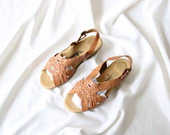 caramel leather huaraches - 6 w