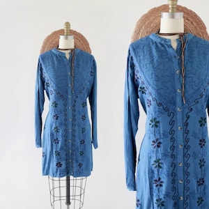 deadstock embroidered tie back dress - free size - vintage 90s y2k womens blue tie back button front long sleeve boho dress