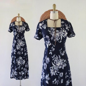 navy floral maxi dress - m - vintage 90s cottage cottagecore dark flower medium blue long rayon minimal dark flowers