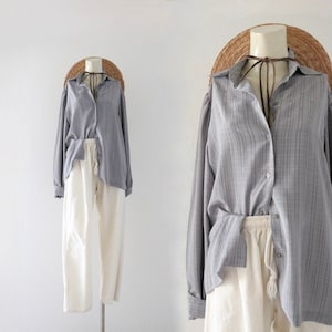 flowy gray blouse m image 1