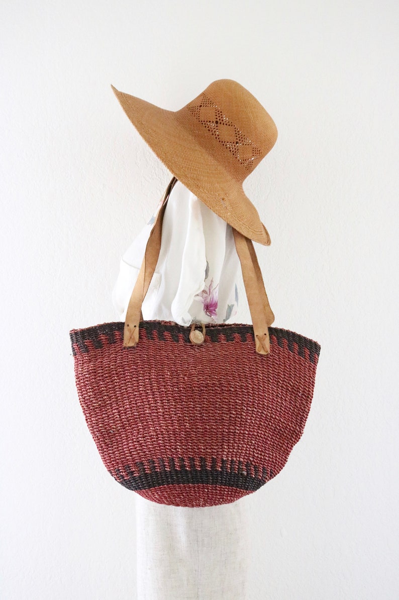raspberry sisal market bag