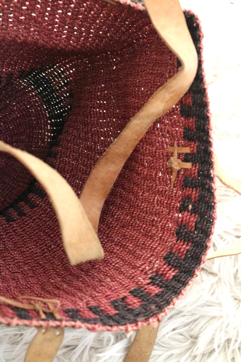 raspberry sisal market bag