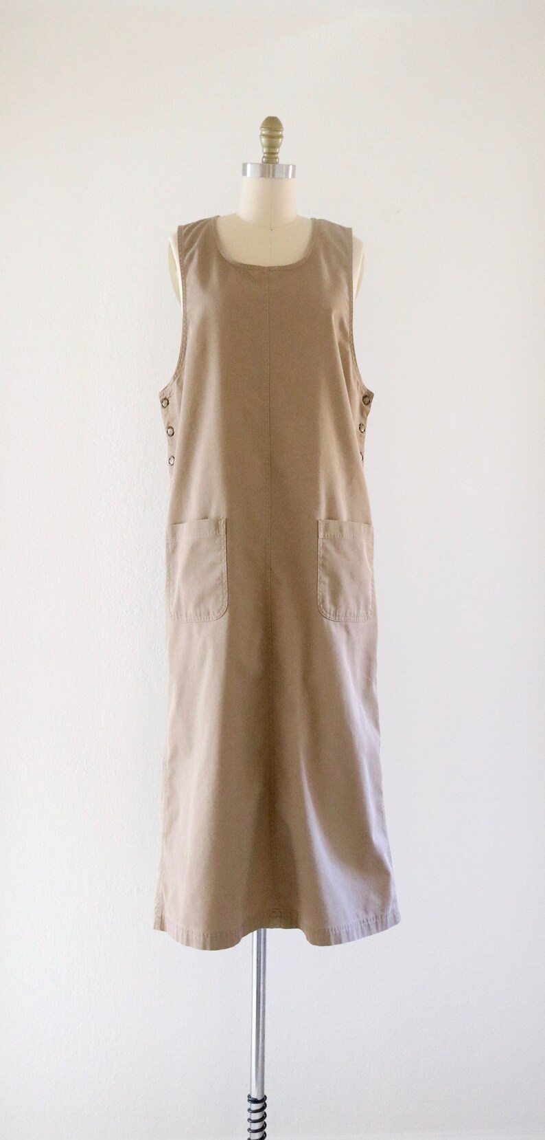 beige twill dress m