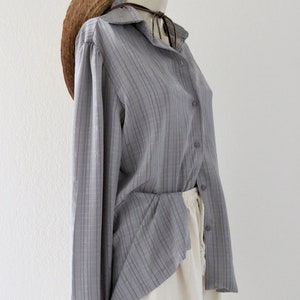 flowy gray blouse m image 5