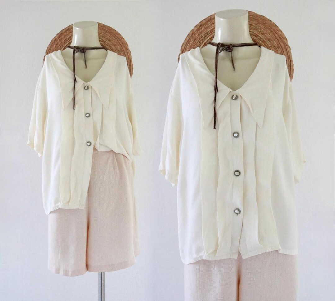 ROP-RPW2506 IVORY BUTTON TOP