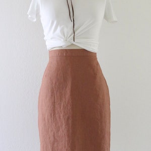 linen terra cotta skirt - 29.5-31 - vintage 90s y2k womens orange brown size 8 above knee minimal mini skirt