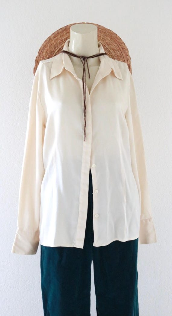 silk button top - l - image 2