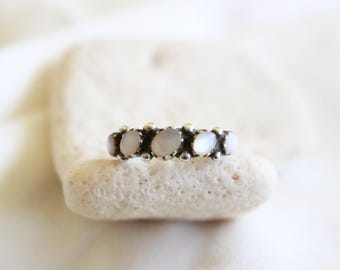 Anillo de plata de ley con nácar - talla 6.5 - estilo vintage para mujer