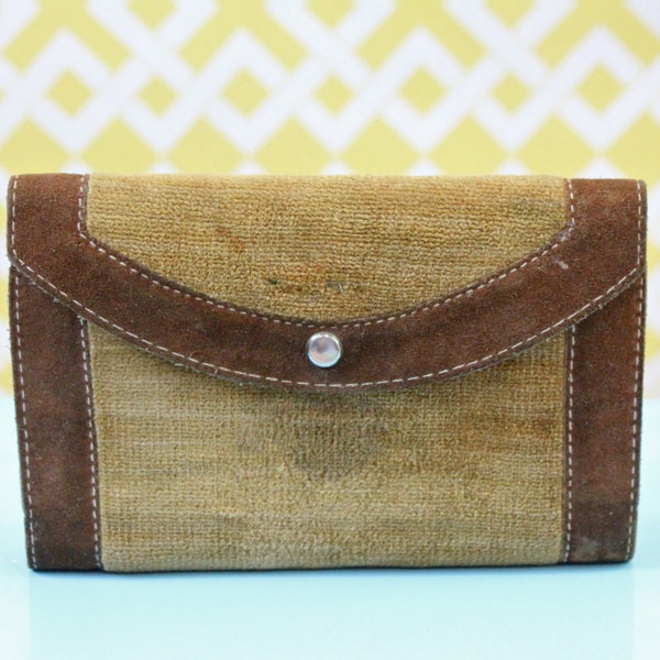 Vintage 70's Rustic Mustard Leather Carpet Wallet