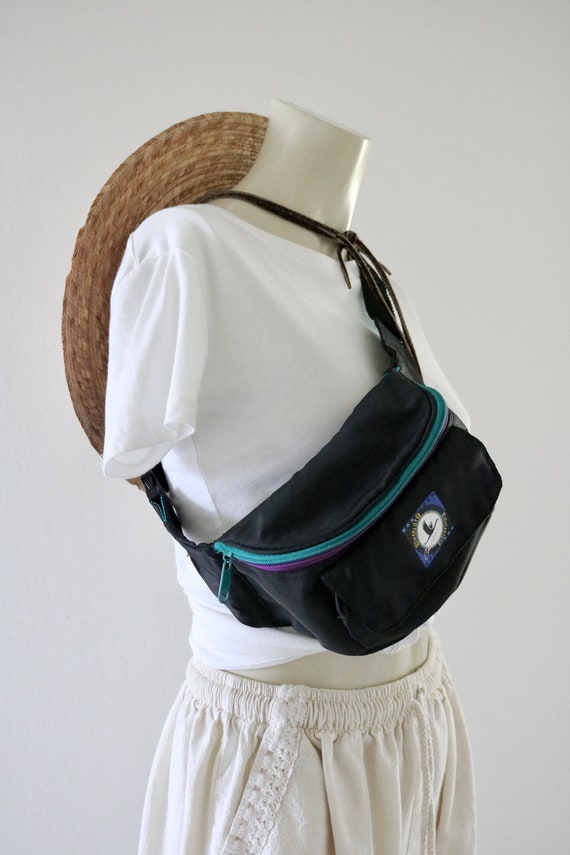 vegan hip pack - image 5