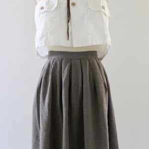 woven walnut library skirt - 31 - vintage 60s 70s brown full high waist academia womens medium