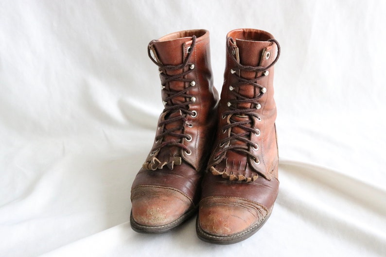 worrrn whiskey leather lace boots 7 vintage 90s brown tan beige lace western cowboy cowgirl boots Justin shoes seven image 3