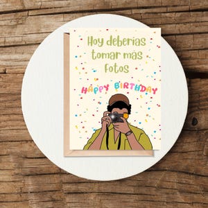 Tarjeta de cumpleaños de Bad Bunny – Divertida tarjeta de cumpleaños de un famoso – Tarjeta de felicitación hecha a mano de 13x18 cm – Tarjeta de cultura pop musical – Envío gratis