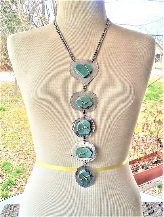 BOHO Bolo Style Turquoise Necklase