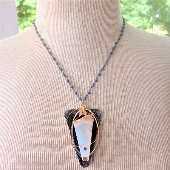 Natural Agate Sapphire Chain Pendant Necklace
