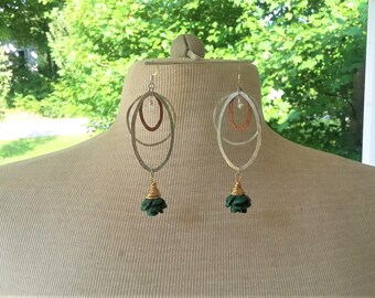 Metal Mania Earrings with Malachite