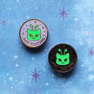 Just Visiting Martian Kitty Glow in the Dark - Hard Enamel Pin - Alien Cat Space Glitter