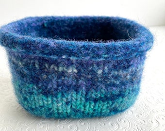 Greens and Blues Wool Basket, Knit Felt Storage Basket, Eco Friendly Home, Soft Wool Storage Container, Knit Felt Square Bowl