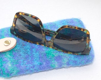 Soft Wool Case for Large Sunglasses or Glasses, Large Eyeglass Case, Felted Wool Case for Glasses, Eyeglass Sleeve Phone Case