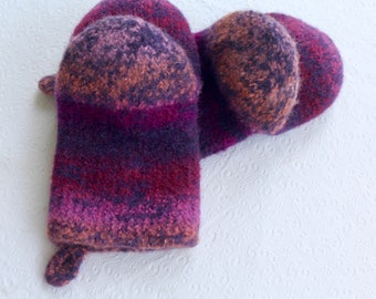 Heavy Duty Knit Felted Wool Oven Mitt Set in Purple, Eco-Friendly Boiled Wool Oven Mitts, Wool Oven Gloves, Hostess Gift, Housewarming Gift